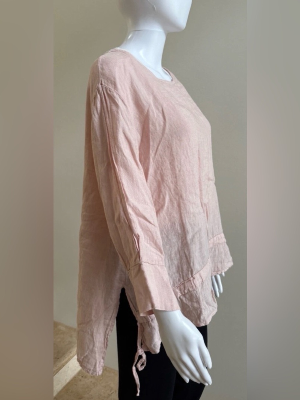 DEVITALIA Linen Ruffle Top Tunic, One Size - Picture 6 of 6